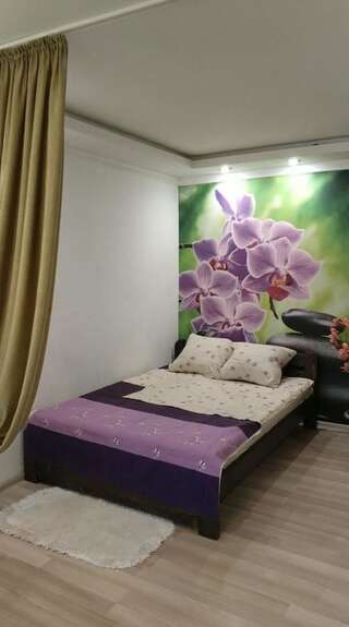 Апартаменты Апартаменты у моря с орхидеями Мариуполь Апартаменты с 1 спальней-1